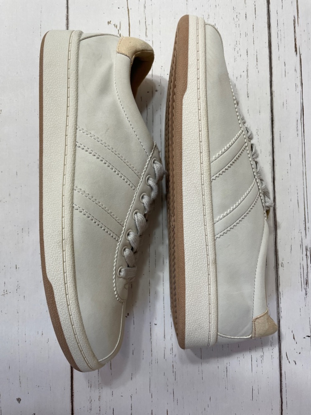 A New Day Light Grey Blaire Sneakers with Light Blush Pink Accents, size 9, NWOT - Picture 2 of 13